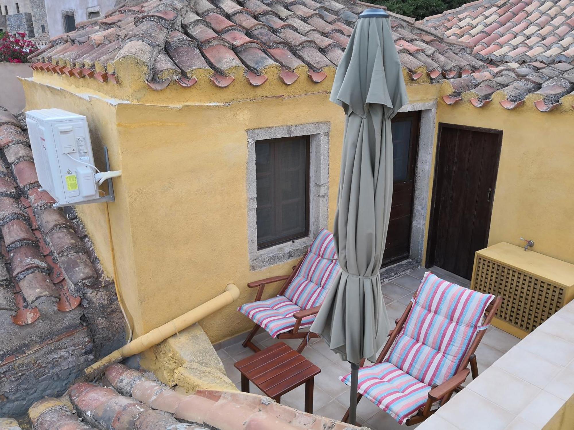 Kissamitakis Guesthouse Monemvasía Exterior foto